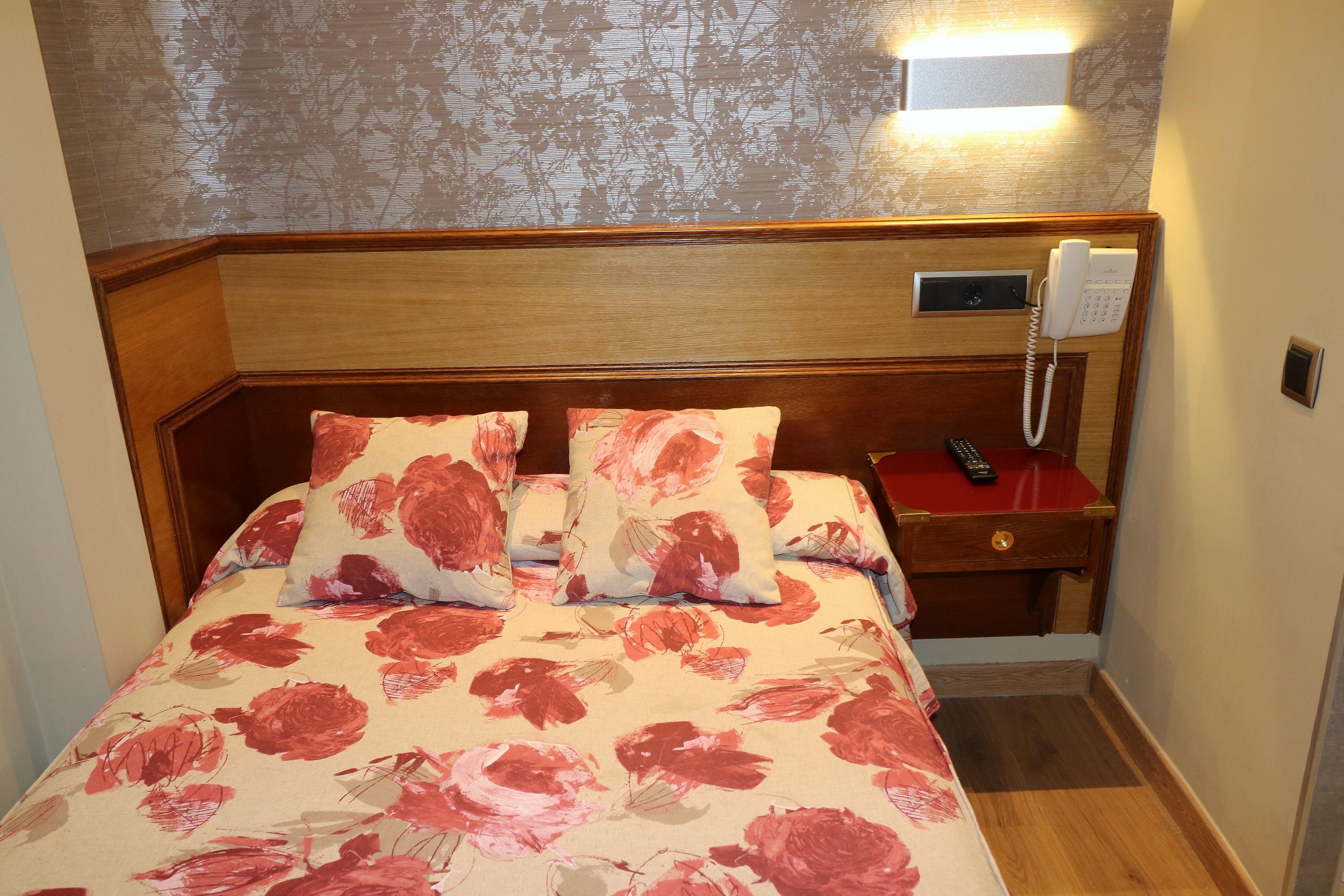 Hostal Hispano - Argentino Gran Via Madrid Ngoại thất bức ảnh